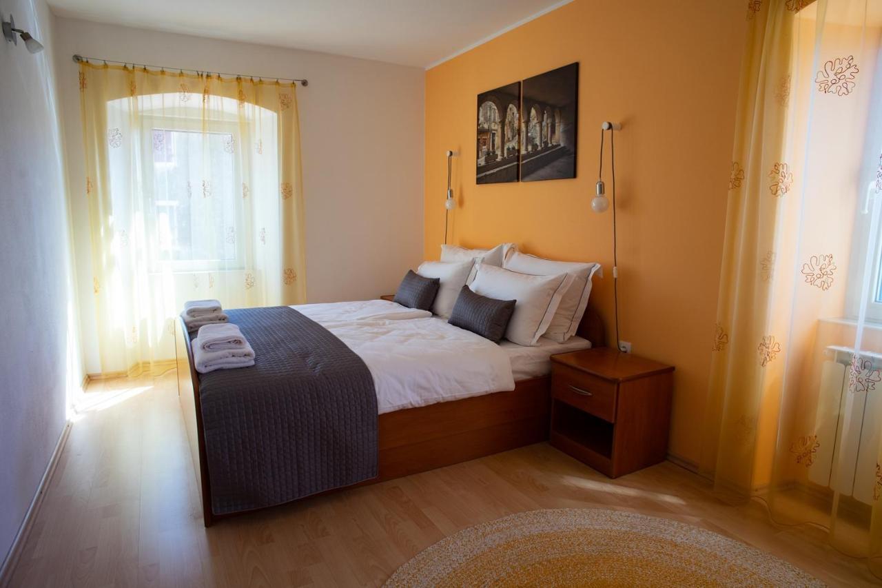 Olive Tree Apartments Umag Ngoại thất bức ảnh