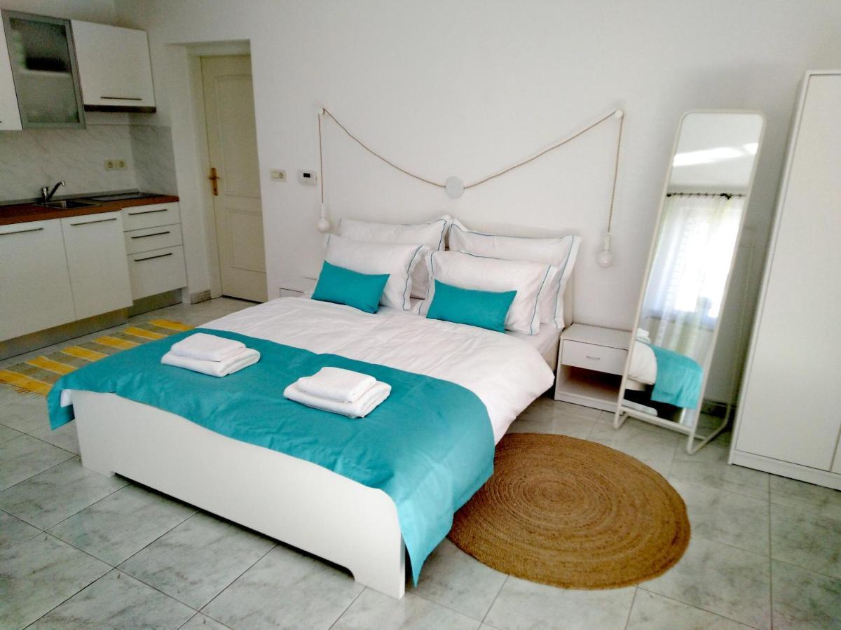 Olive Tree Apartments Umag Ngoại thất bức ảnh